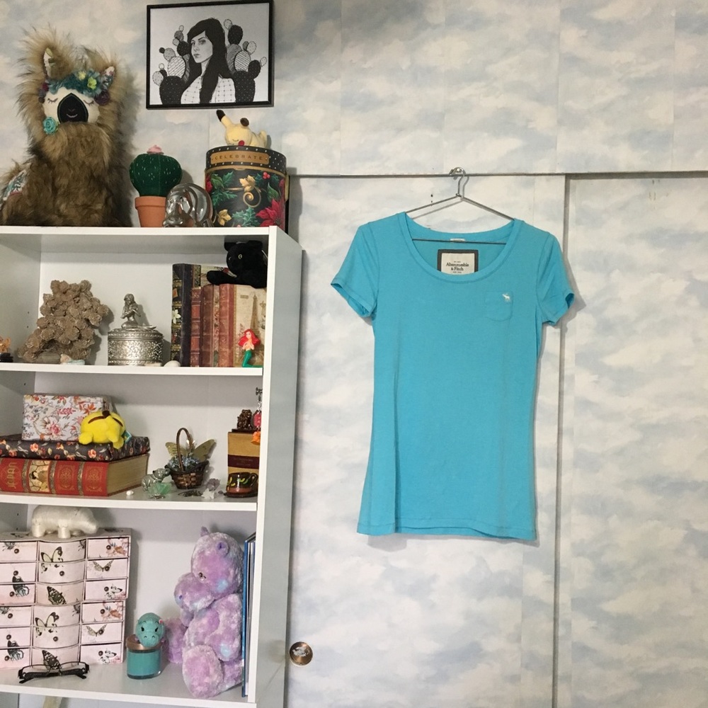 Abercrombie Blue Scoop Neck Shirt M